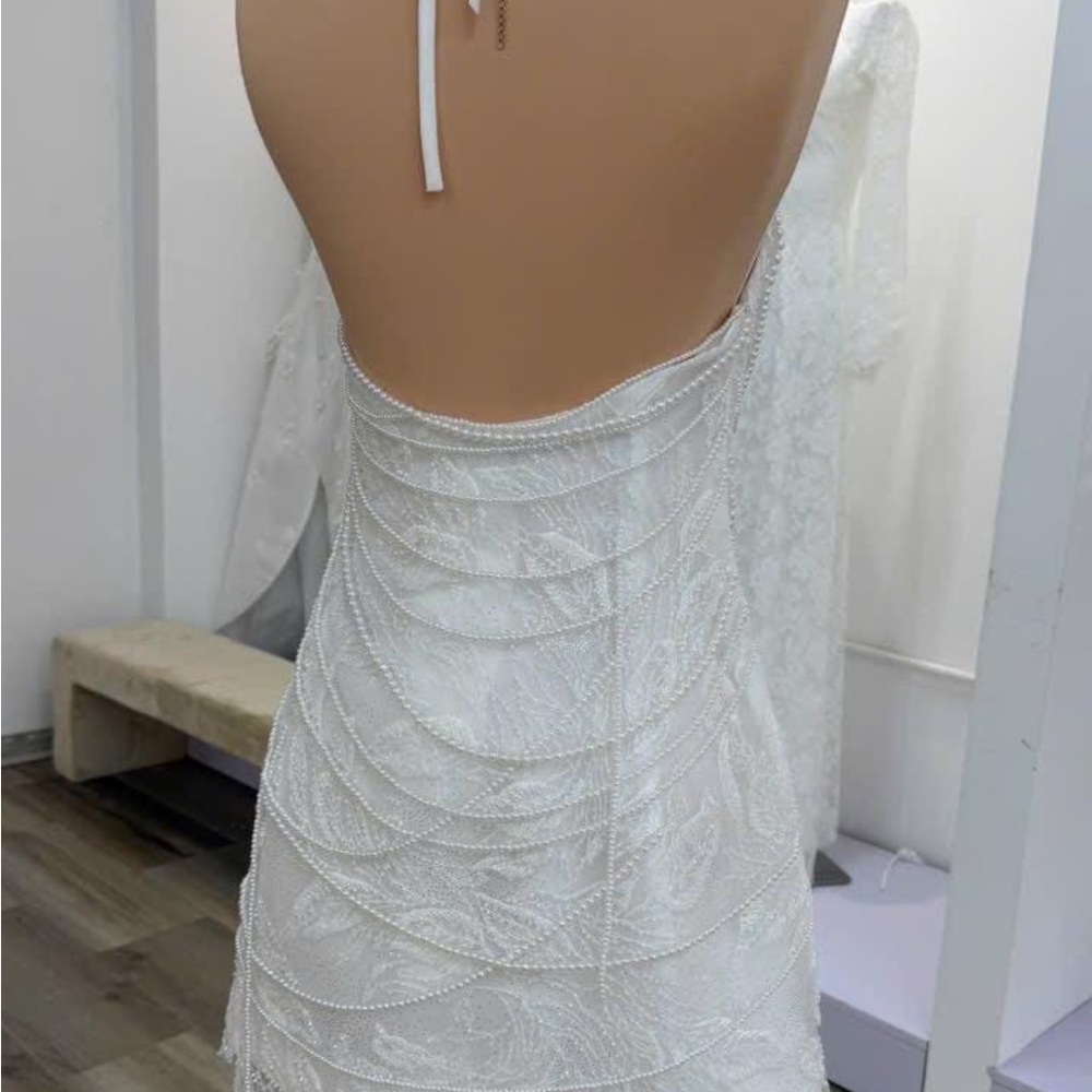Elegant White Halter Dress with Pearl Beaded Design - Picture 3 of 4
